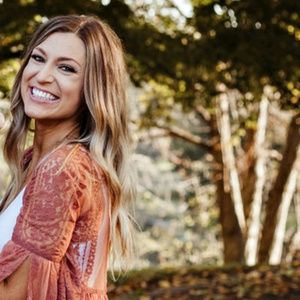 Meet your Posher, Whittney